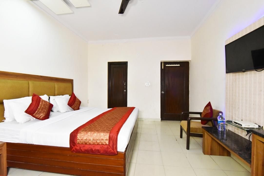 Hotel B-Comfort Amritsar Exterior foto