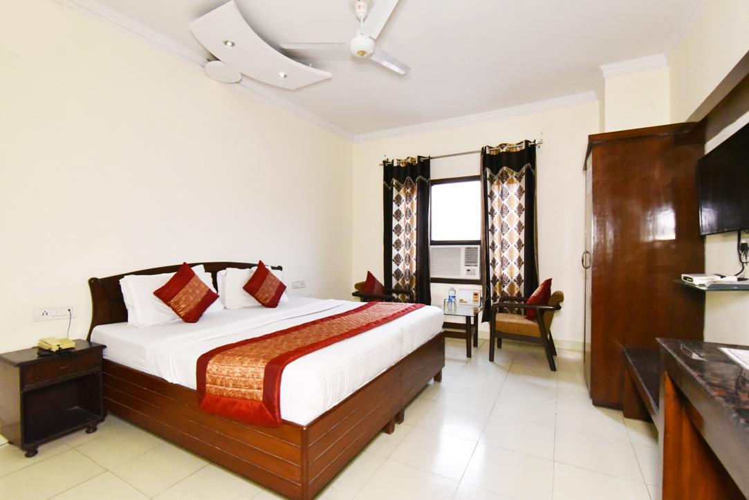 Hotel B-Comfort Amritsar Exterior foto