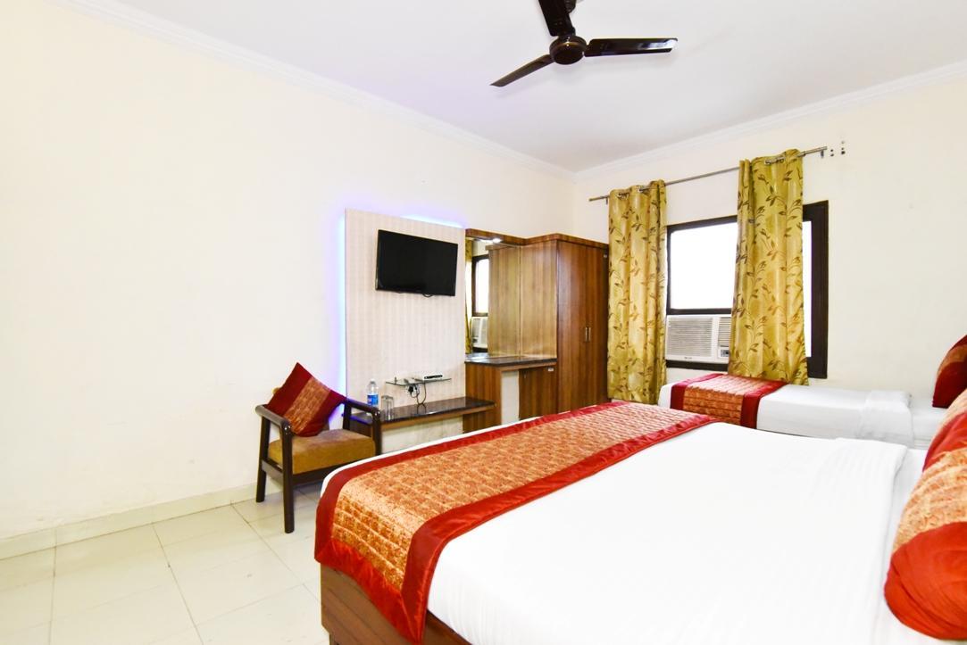 Hotel B-Comfort Amritsar Exterior foto
