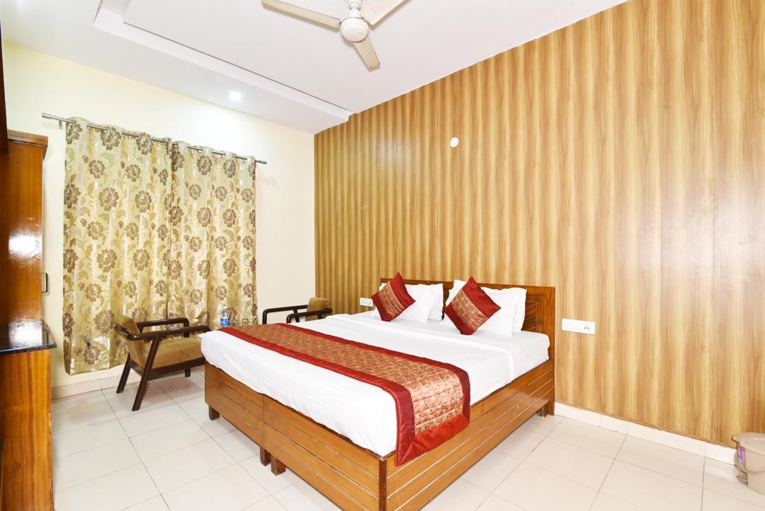 Hotel B-Comfort Amritsar Exterior foto